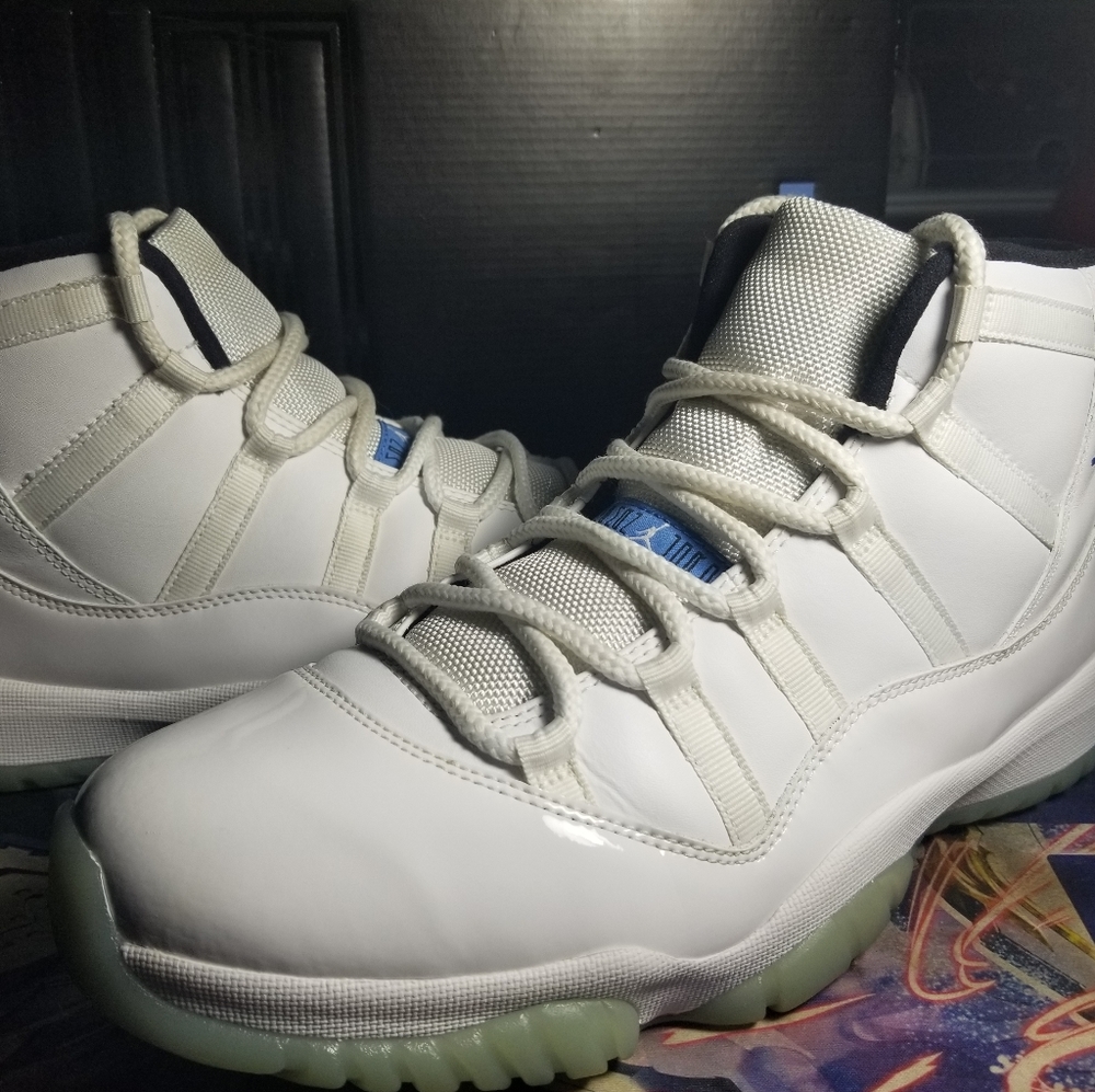 Legend Blue Jordan 11